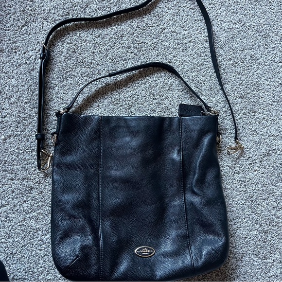 Coach‎ Isabelle East/West Pebble Leather Convertible Shoulder/Crossbody Bag. - Picture 7 of 11